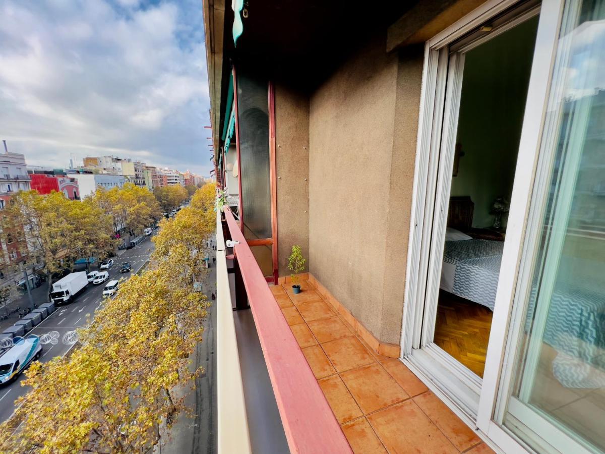Your Second Home In Barcelona With Private Room And Private Bathroom Close To Montjuic, Pl Espana, La Rambla, Ferry Port Bagian luar foto